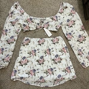 Dippin Daisys Floral Set